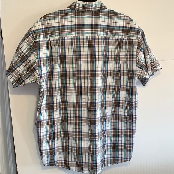 SALE!! Button down short sleeve - Picture 6 of 6